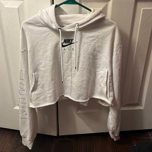 Tailored White Nike Hoodie ⚽️